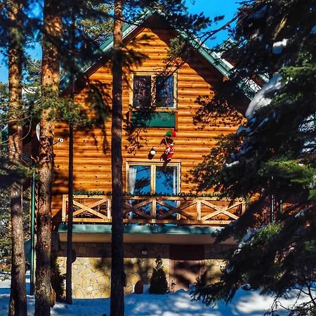 Etno Kuca Pesma, Chalet *